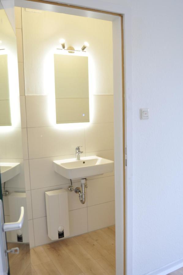 Akram Appartement II - Studio - Zentral Und Ruhig Hildesheim Buitenkant foto